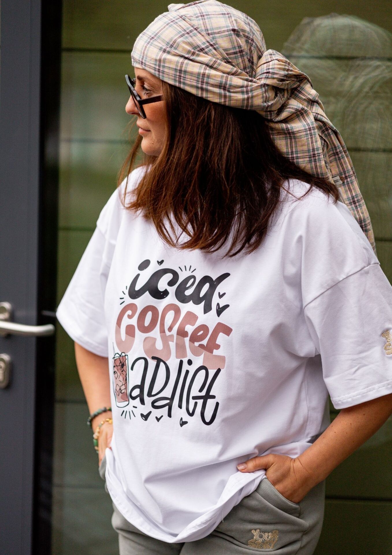 SPODNIE damskie dresowe CITY REGULAR vintage mint KOSZULKA damska OVER ICED COFFE basic white YOUR STORY